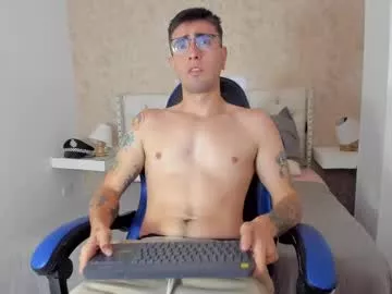 andyshaaw from Chaturbate is Freechat