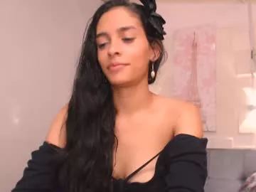 laura_miss18 from Chaturbate is Freechat