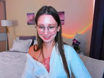 yourlovelystory from Chaturbate is Freechat